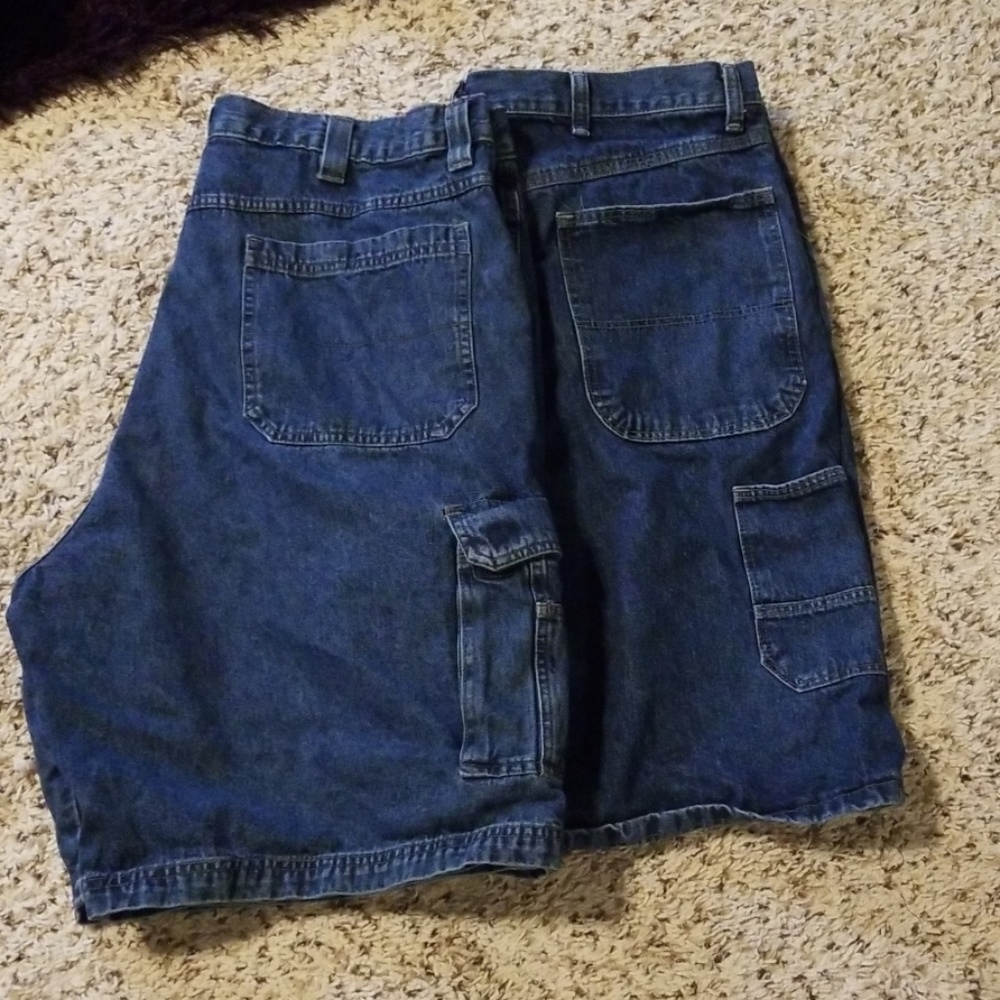 LIKE NEW Set of 2 Wrangler Jean Shorts/Waist 38